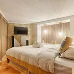 Appartement Duplex Atypique Au Coeur Du Sentier