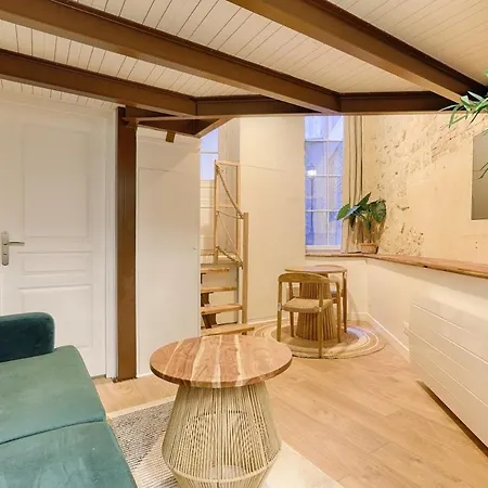 Appartamento Duplex Atypique Au Coeur Du Sentier